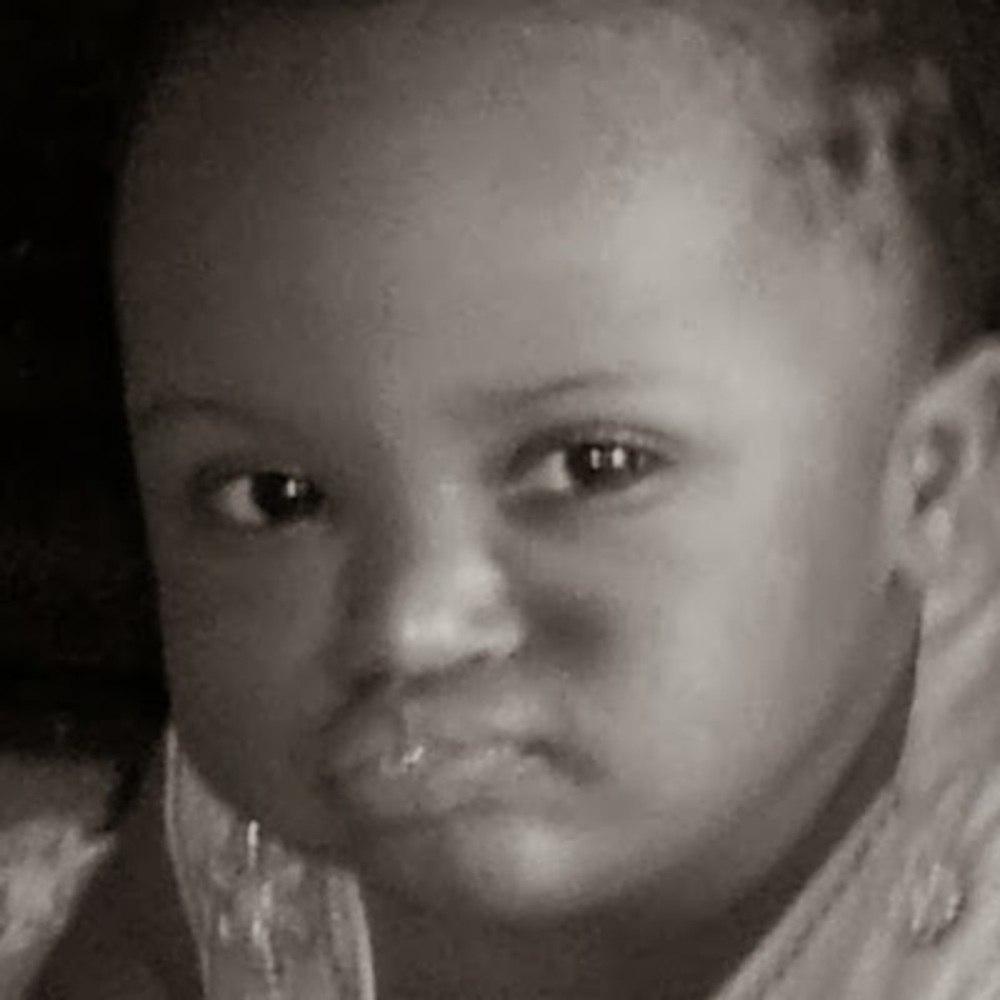 Meet your Posher, Emmanuella